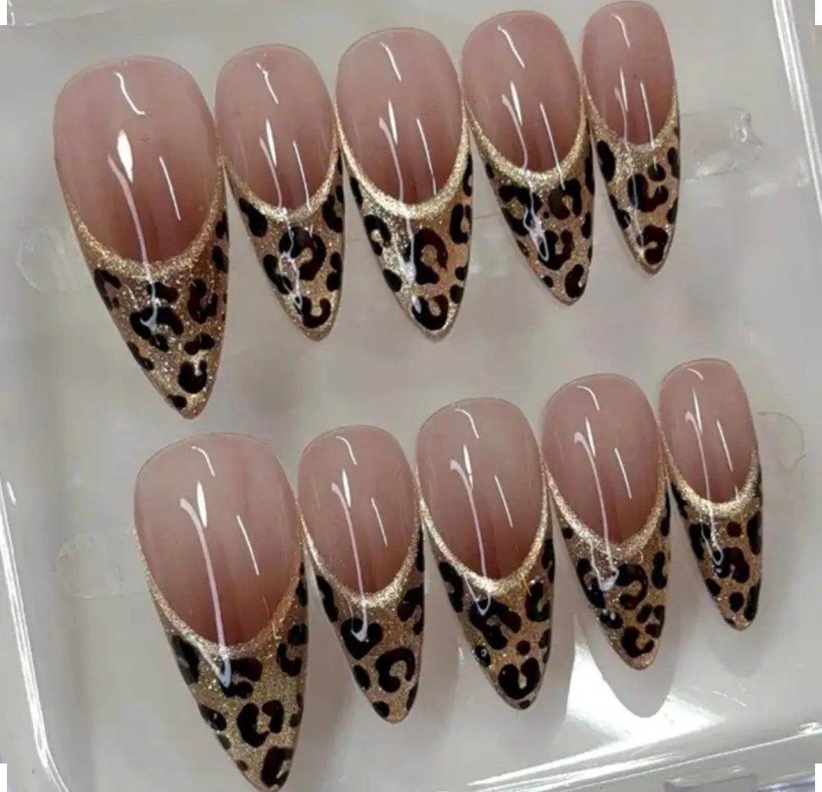 Leopard gold press-on nails